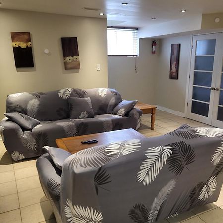 Lovely Guest Entire Apartment Minutes From Ottawa Airport Kültér fotó